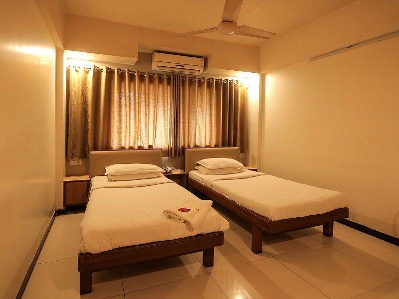 Hotel Sangam Karād 외부 사진