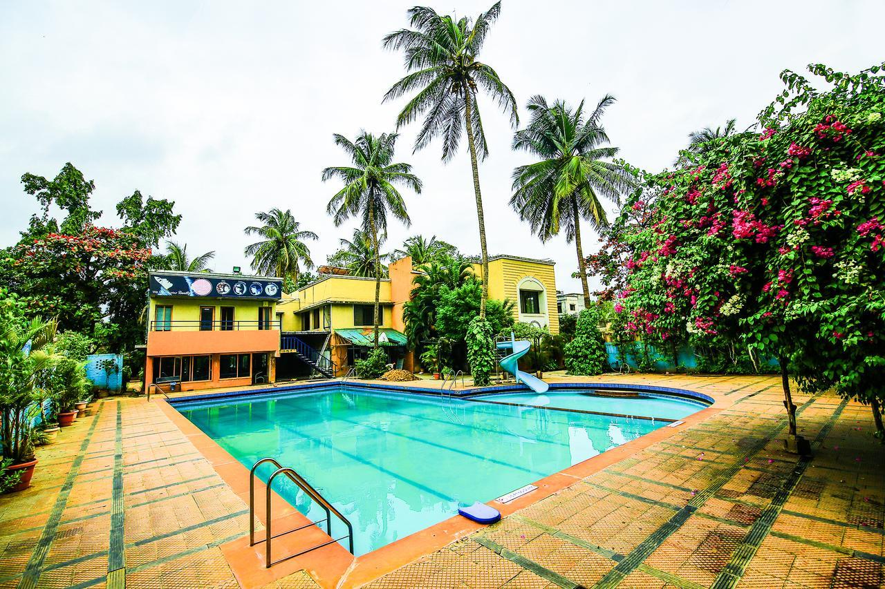 Hotel Sangam Karād 외부 사진