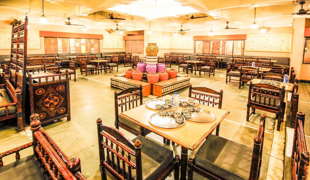 Hotel Sangam Karād 외부 사진